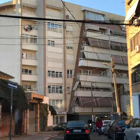 Elona's 10 Mins To City Center Apartment Tirana